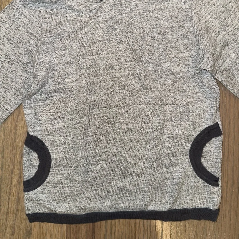 Nano hooded sweater